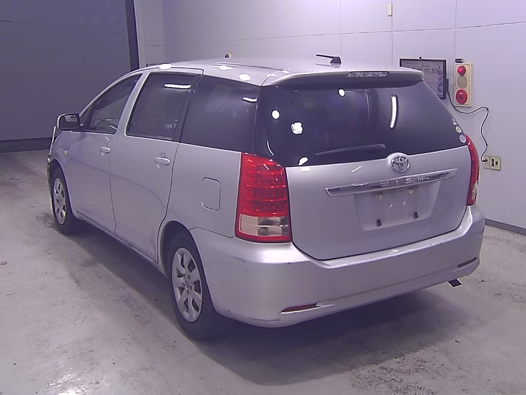 TOYOTA WISH