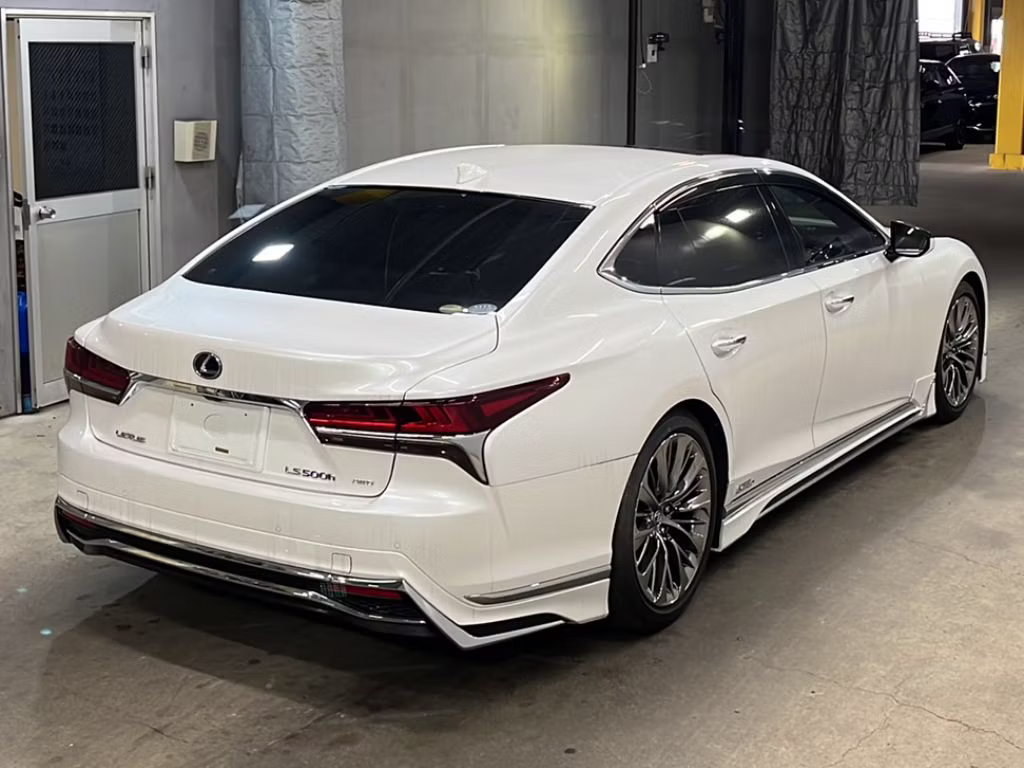LEXUS LS500H