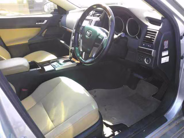 TOYOTA MARK X