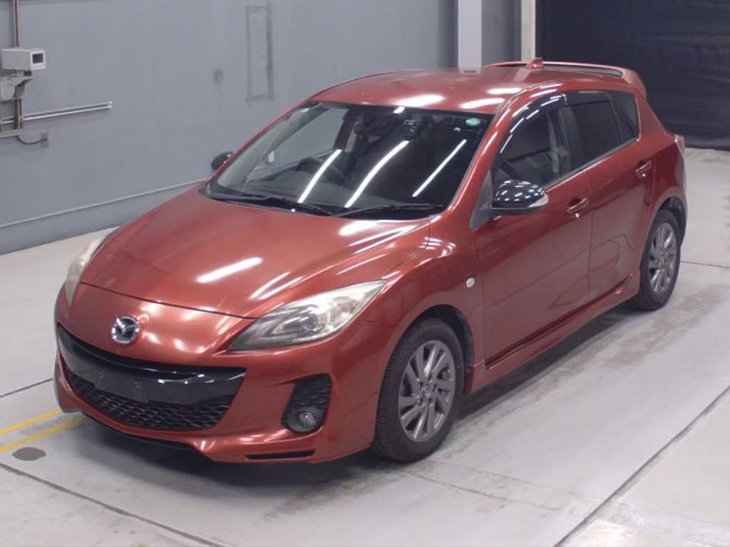MAZDA AXELA