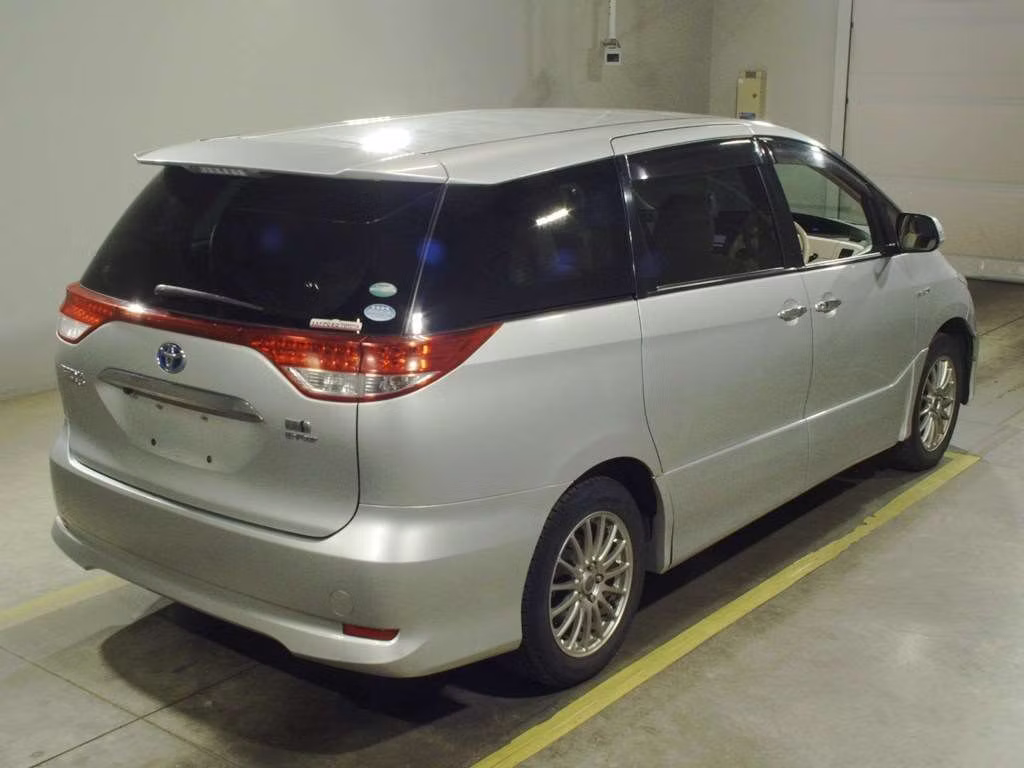 TOYOTA ESTIMA