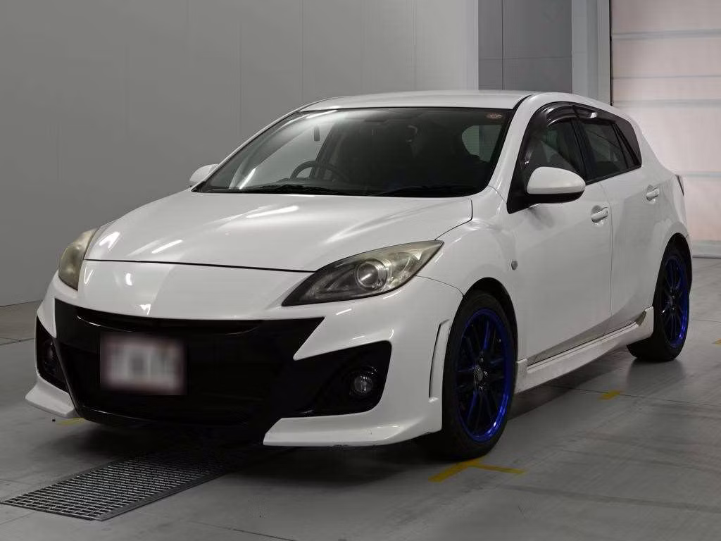 MAZDA AXELA
