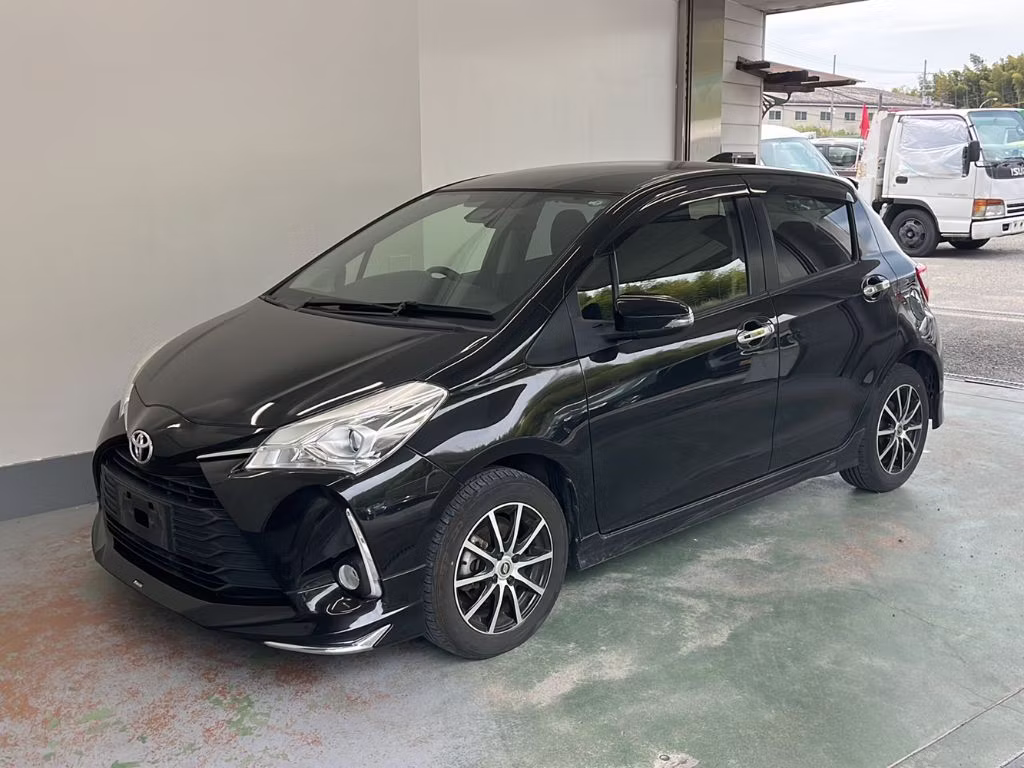 TOYOTA VITZ