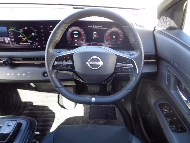 NISSAN ARIYA