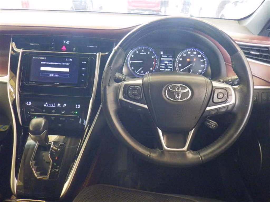 TOYOTA HARRIER