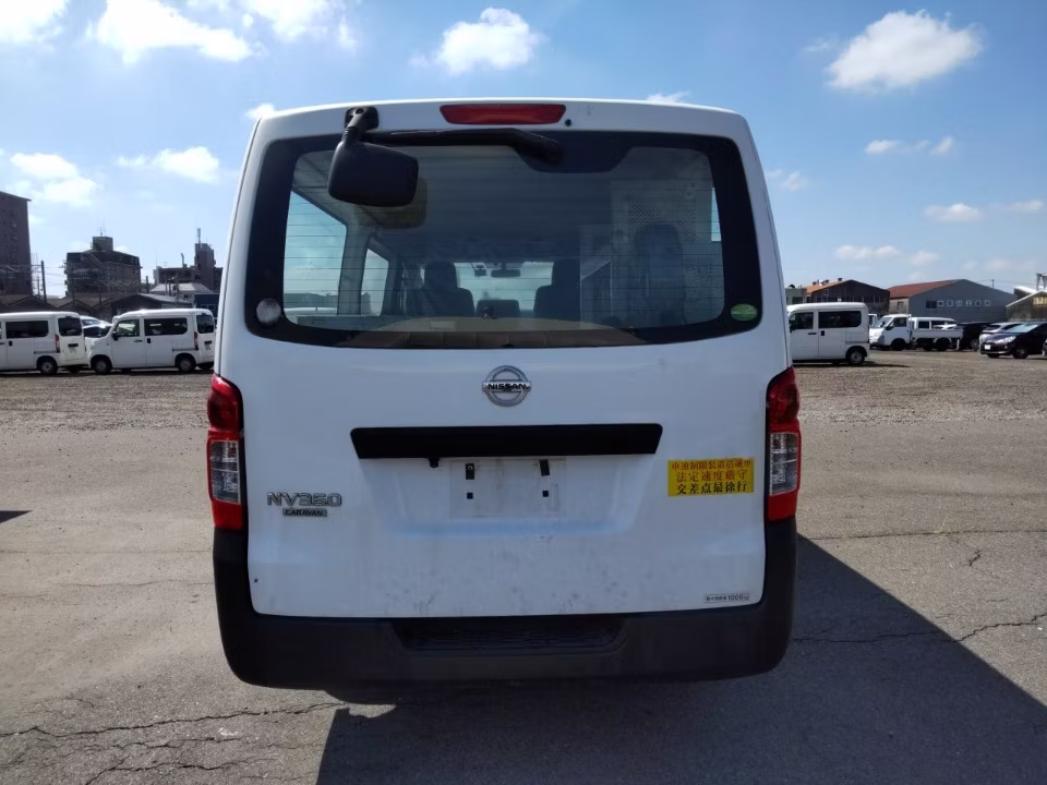 NISSAN NV350 CARAVAN