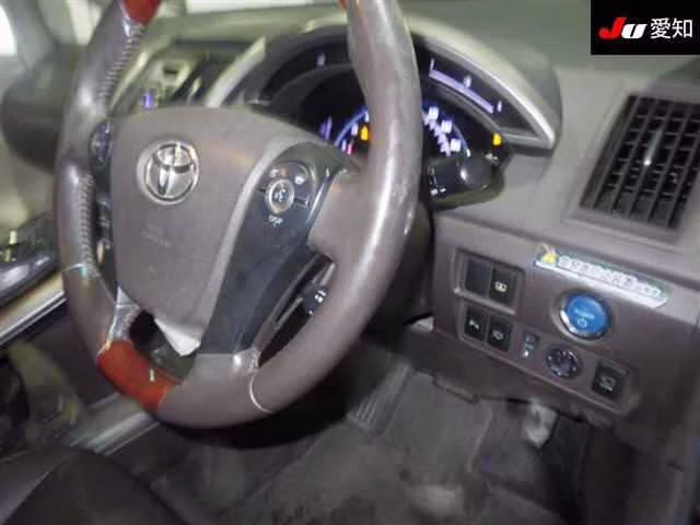 TOYOTA SAI