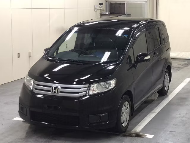 HONDA FREED SPIKE