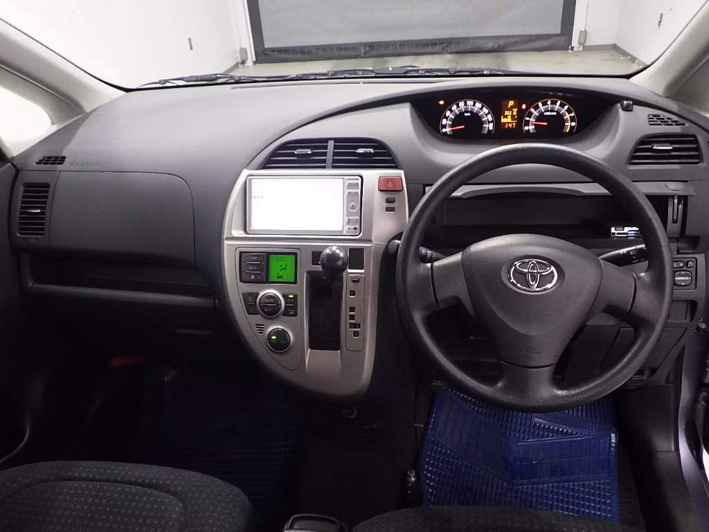 TOYOTA RACTIS