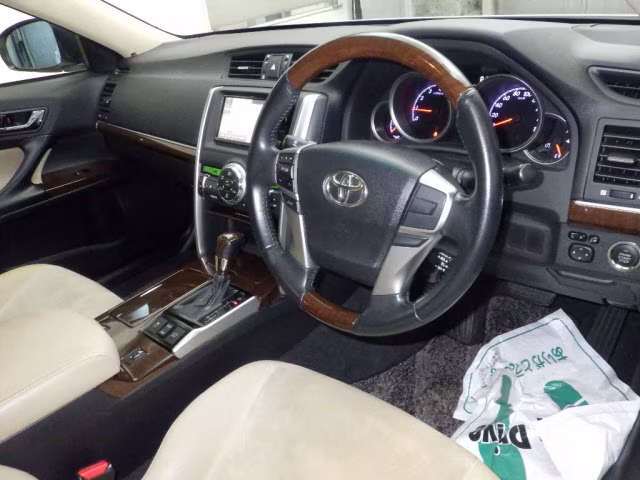 TOYOTA MARK X