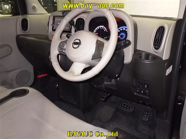 NISSAN CUBE