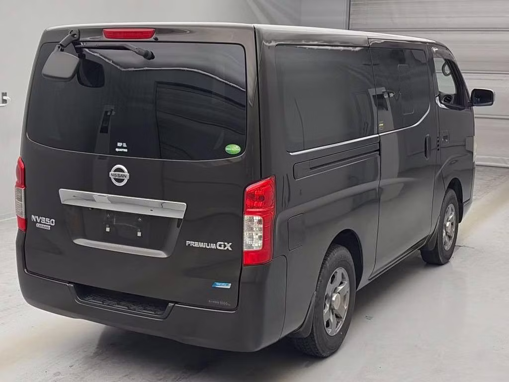 NISSAN NV350 CARAVAN