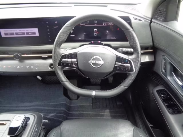 NISSAN ARIYA