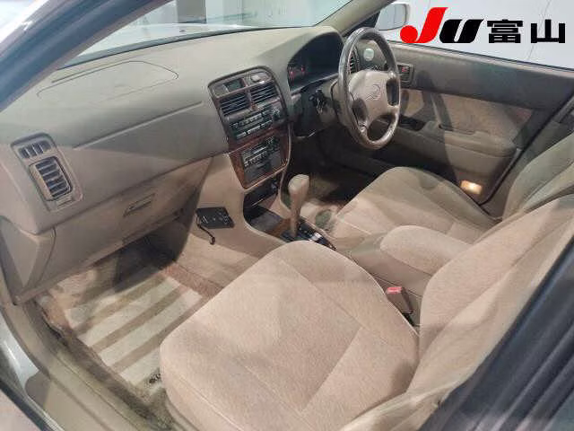 TOYOTA VISTA