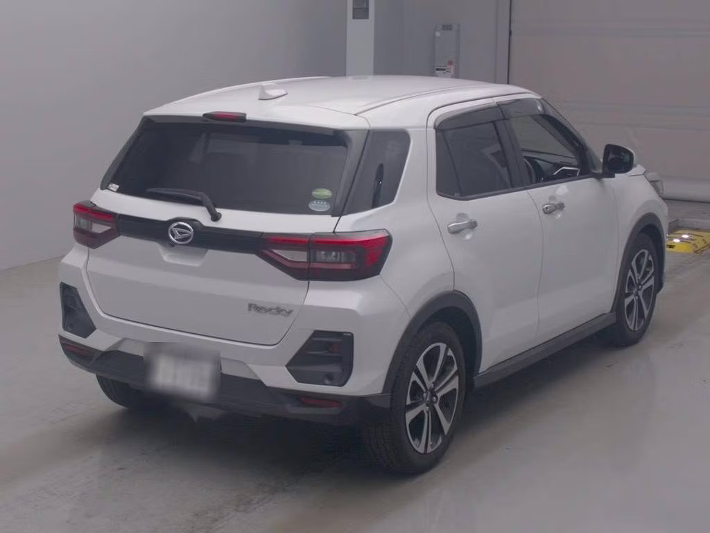DAIHATSU ROCKY