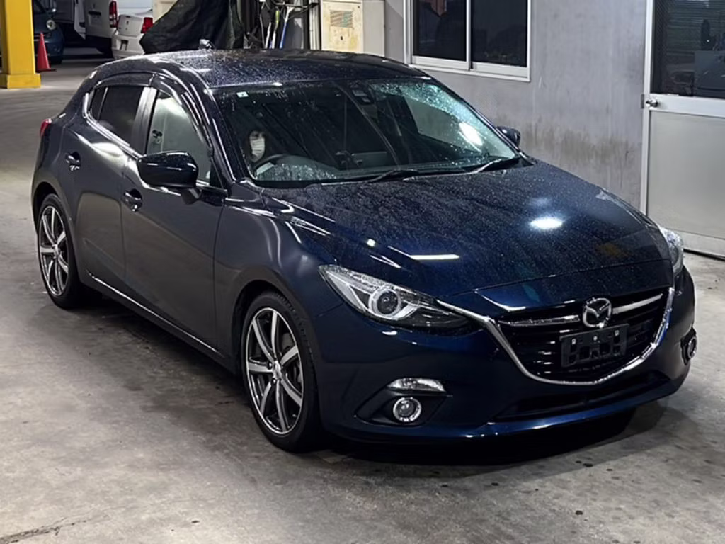 MAZDA AXELA