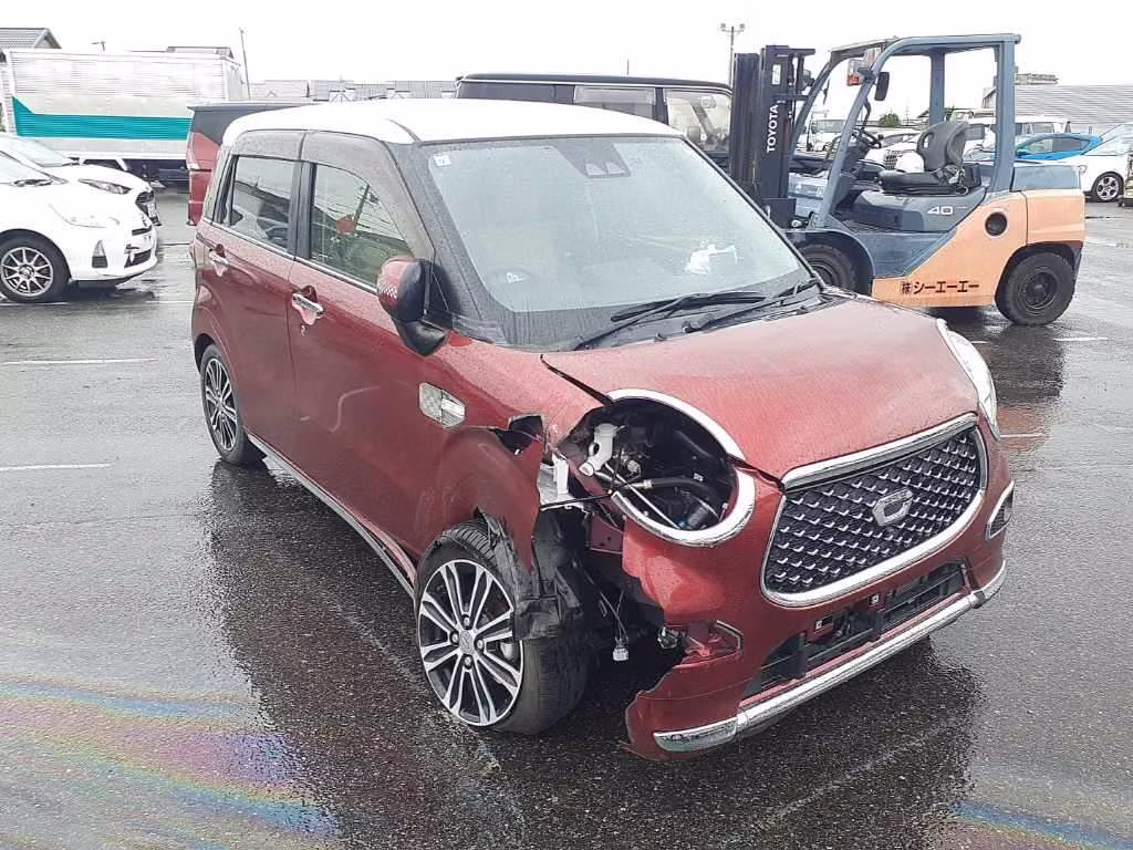 DAIHATSU CAST