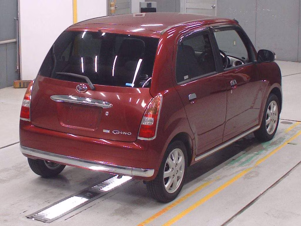 DAIHATSU MIRA GINO