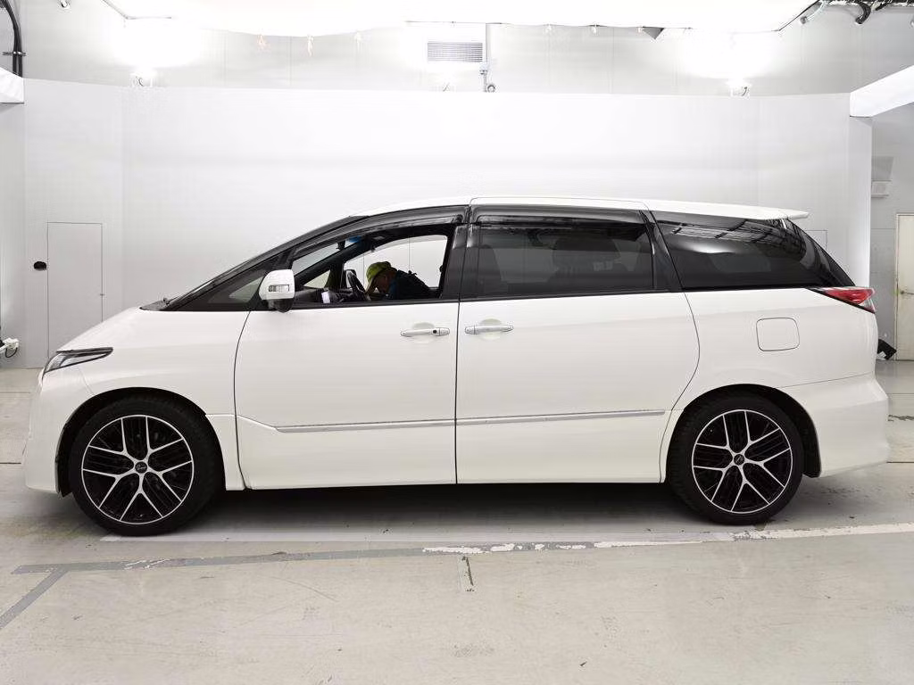 TOYOTA ESTIMA