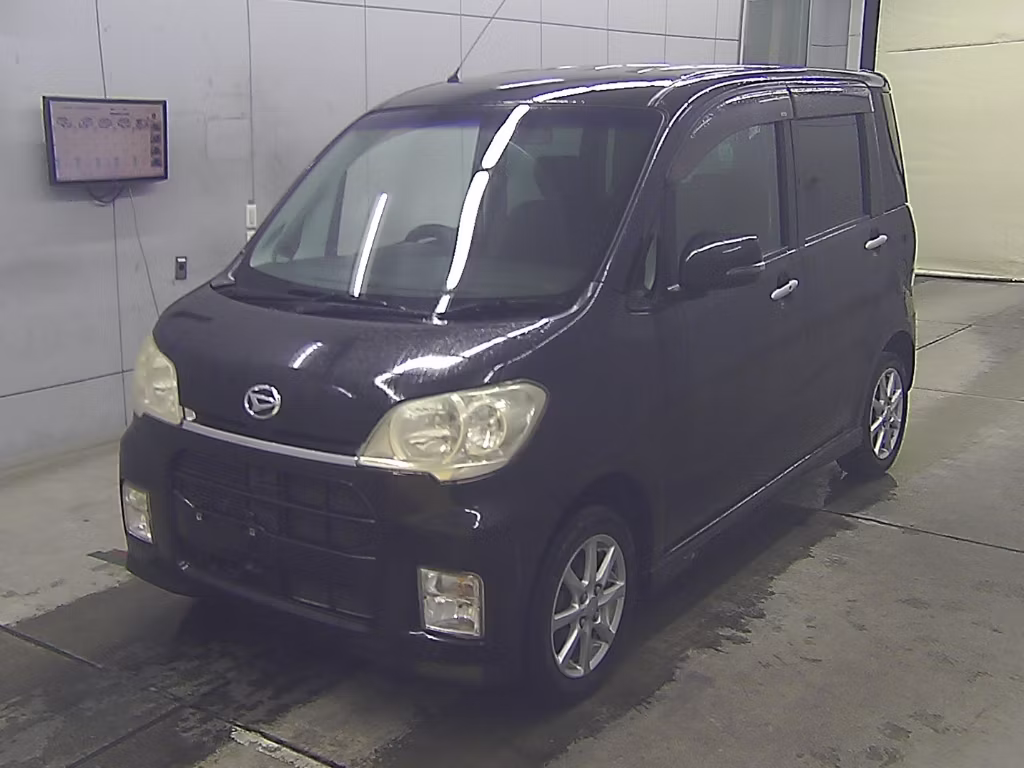 DAIHATSU TANTO EXE