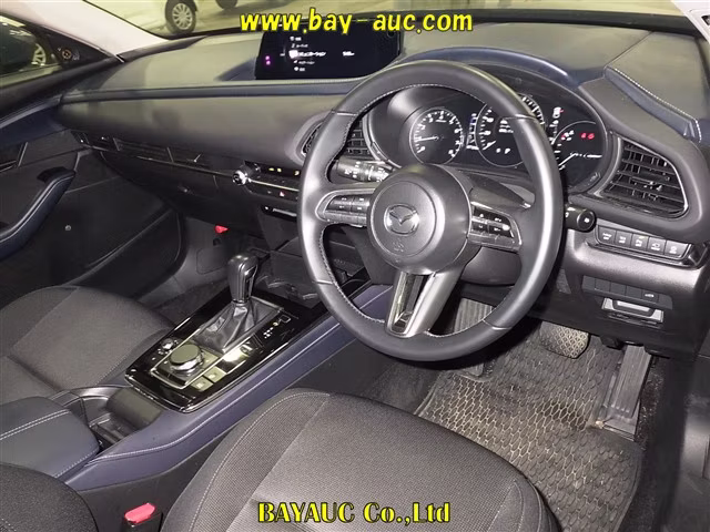 MAZDA CX-30