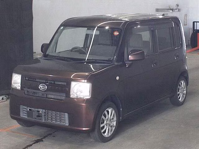 DAIHATSU MOVE CONTE
