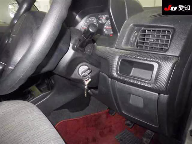 MITSUBISHI PAJERO IO