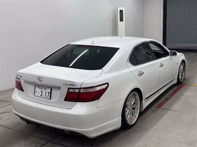 LEXUS LS460
