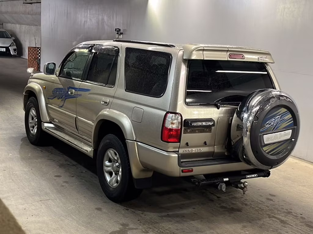 TOYOTA HILUX SURF