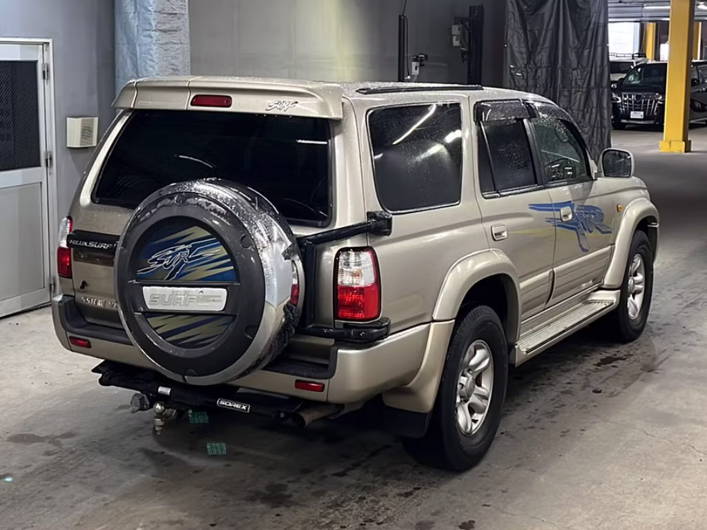 TOYOTA HILUX SURF