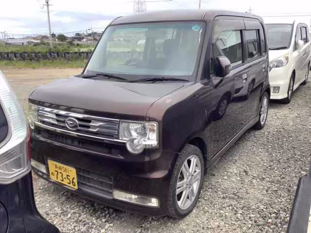 DAIHATSU MOVE CONTE