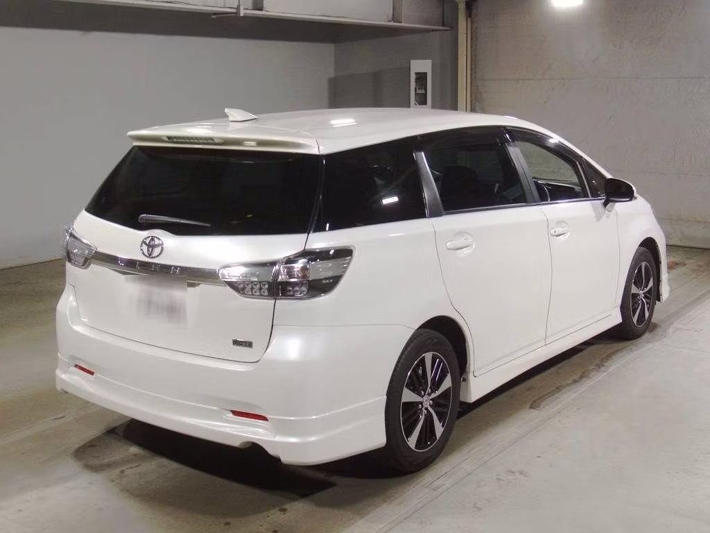 TOYOTA WISH