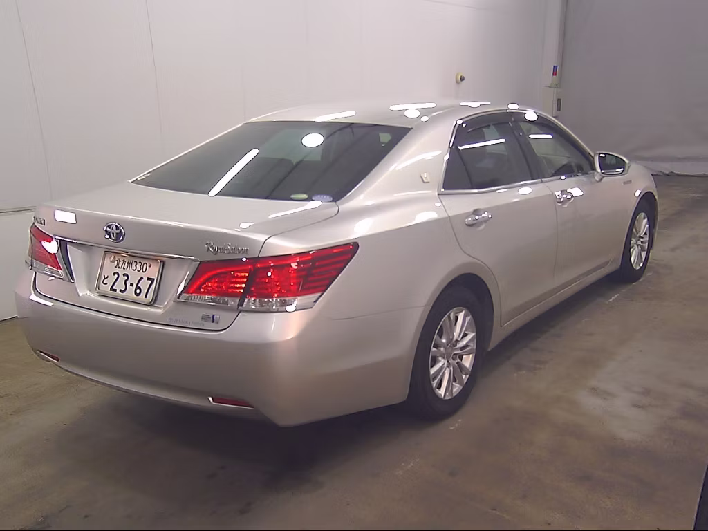 TOYOTA CROWN