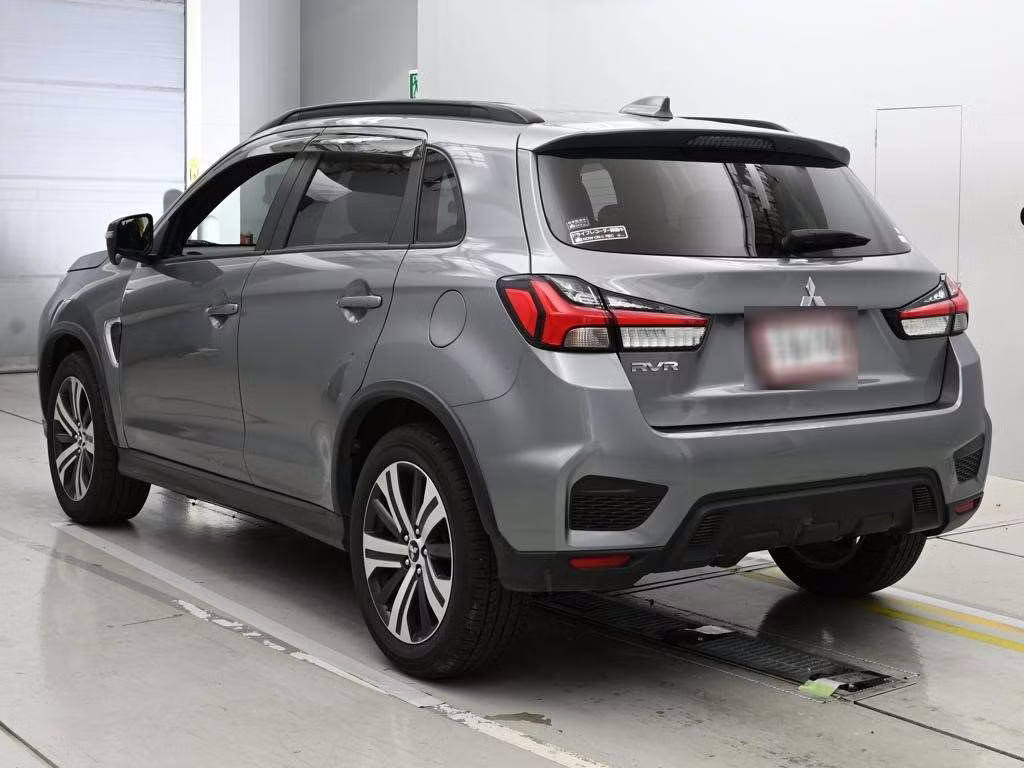 MITSUBISHI RVR