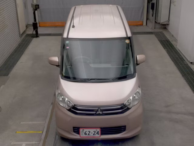 MITSUBISHI EK SPACE