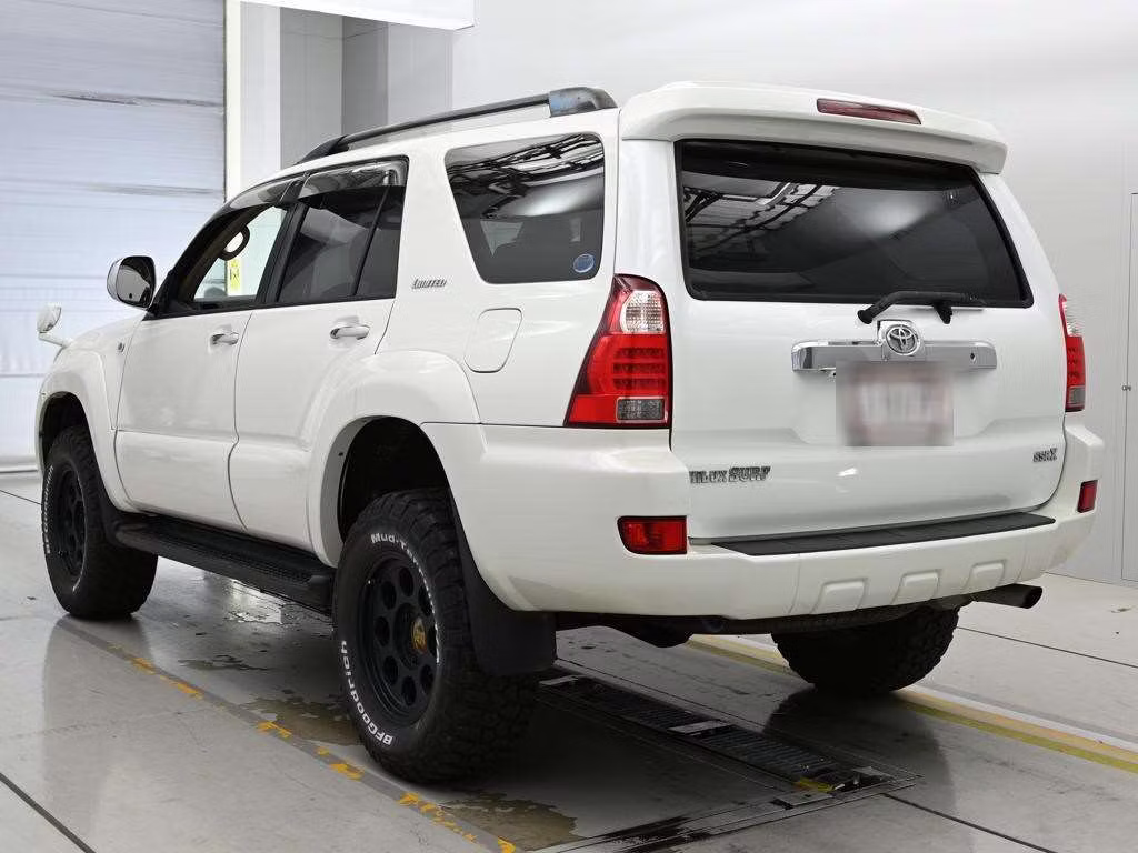 TOYOTA HILUX SURF