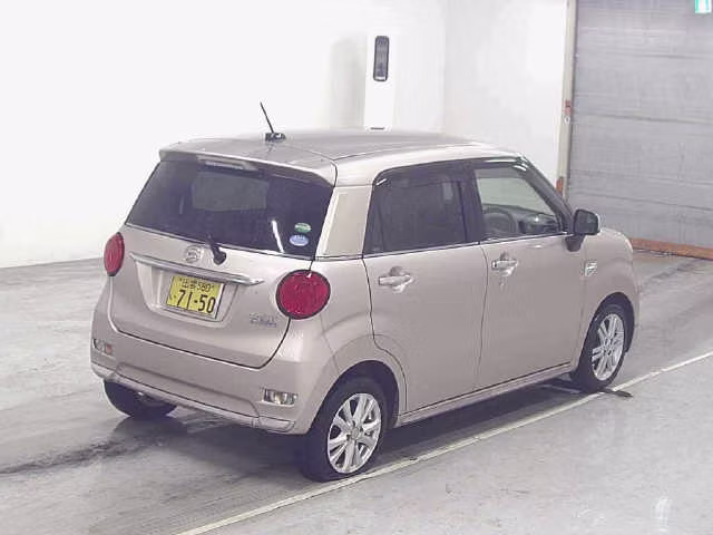 DAIHATSU CAST
