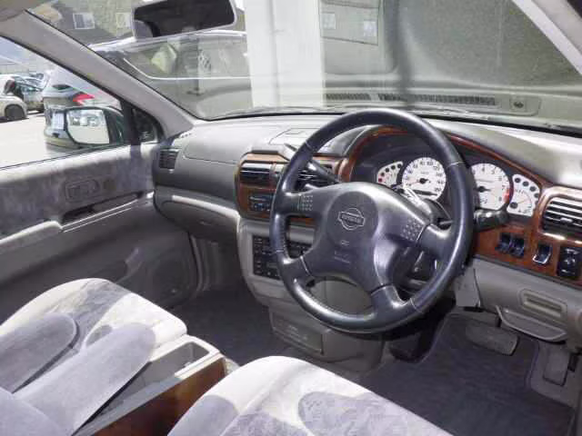 NISSAN R'NESSA