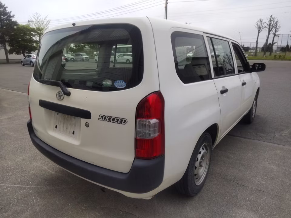 TOYOTA PROBOX