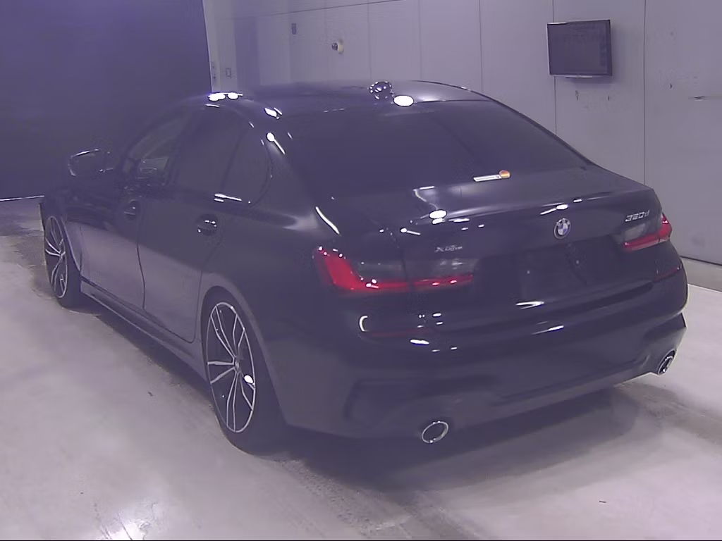 BMW 3-SERIES
