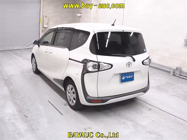 TOYOTA SIENTA