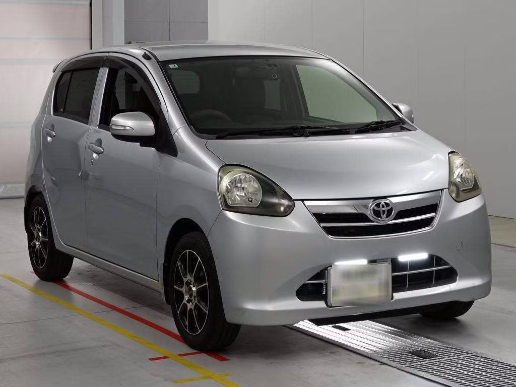 TOYOTA PIXIS EPOCH