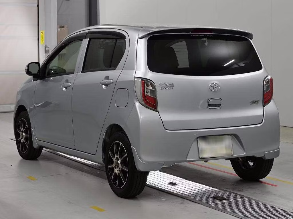 TOYOTA PIXIS EPOCH