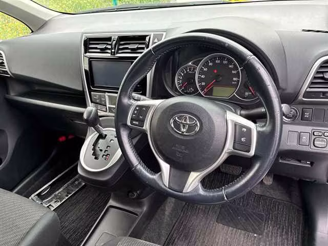 TOYOTA RACTIS