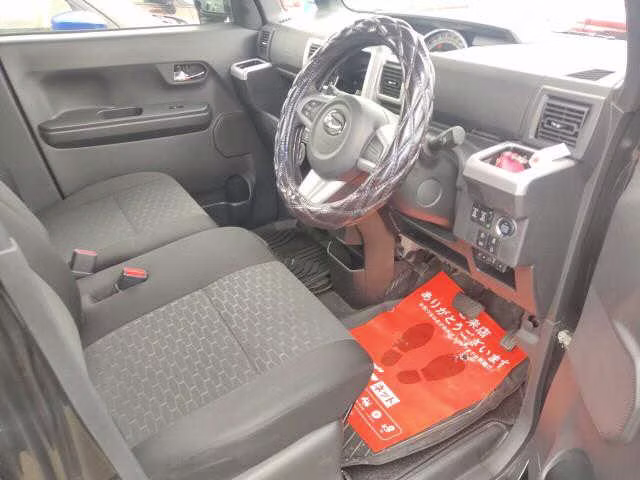 DAIHATSU WAKE