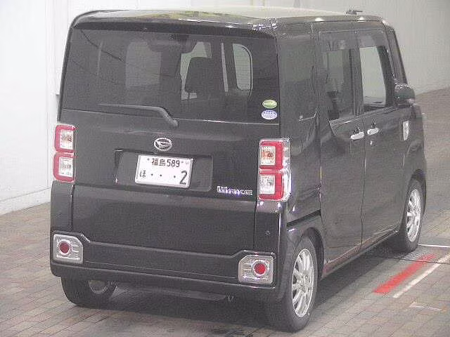 DAIHATSU WAKE
