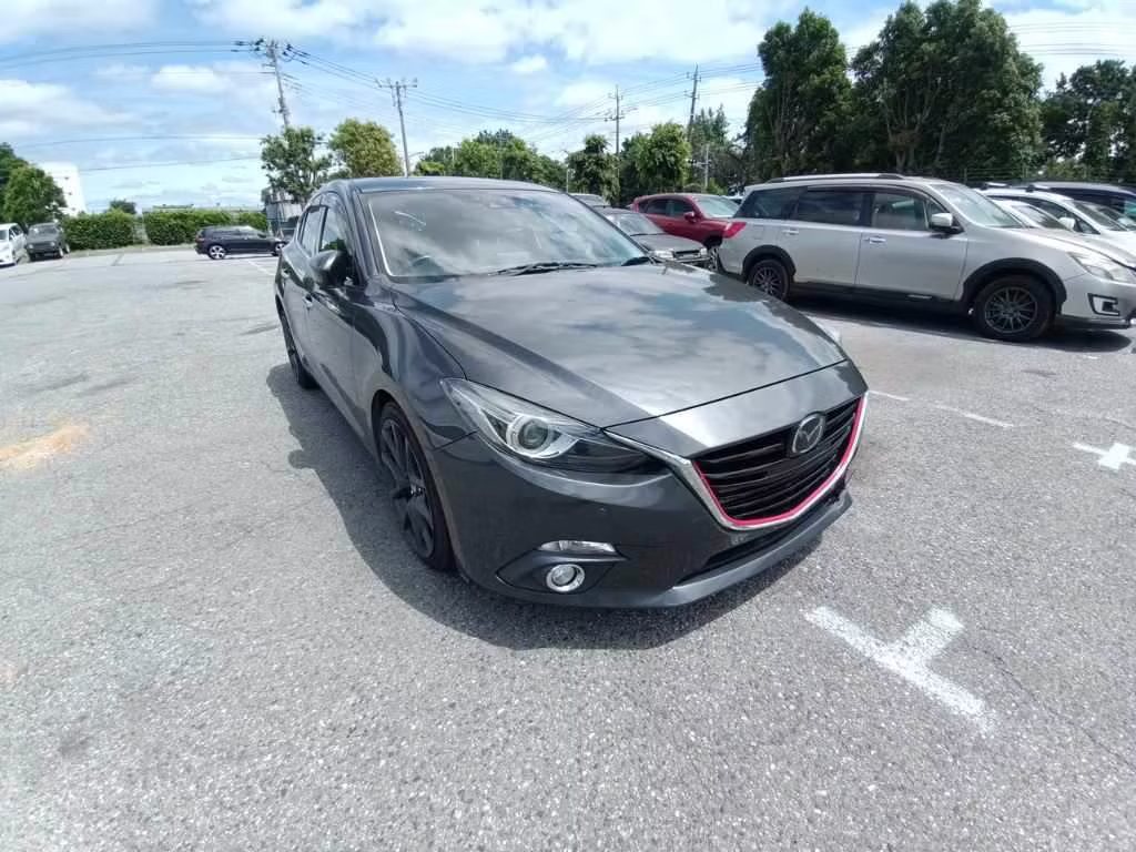 MAZDA AXELA