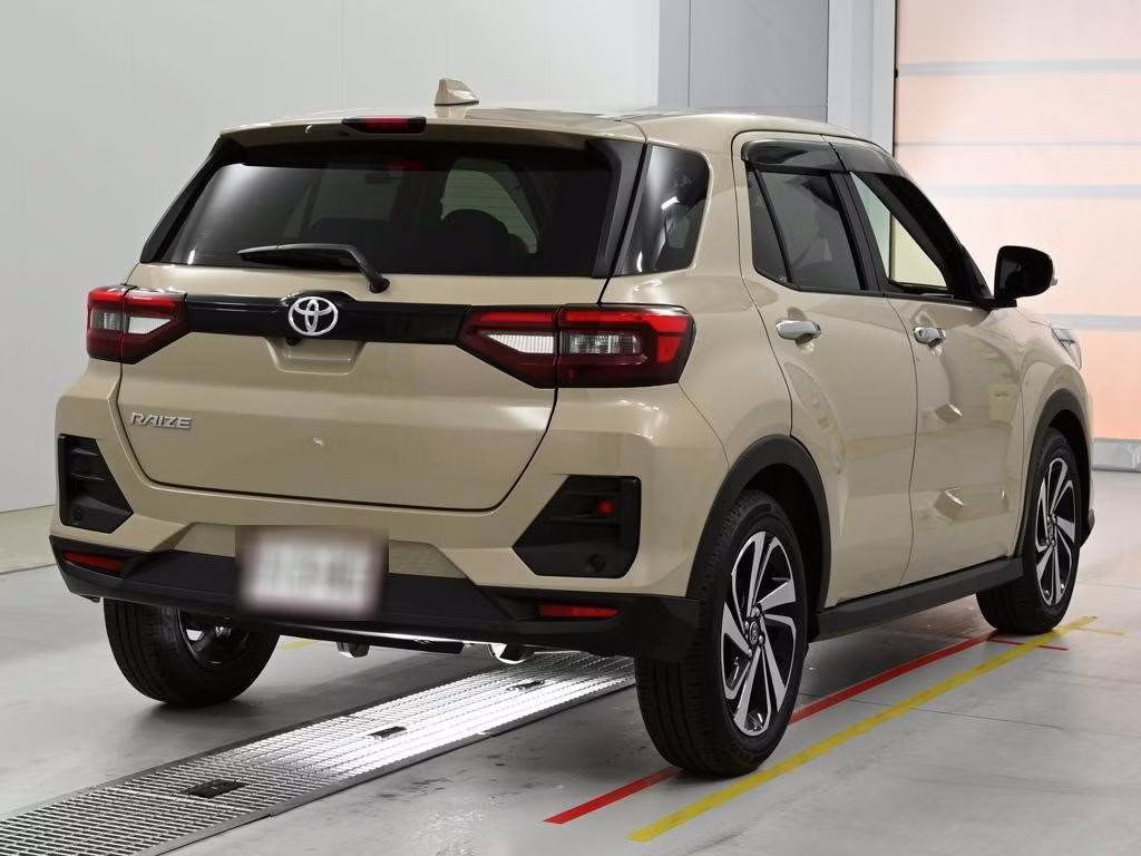 TOYOTA RAIZE