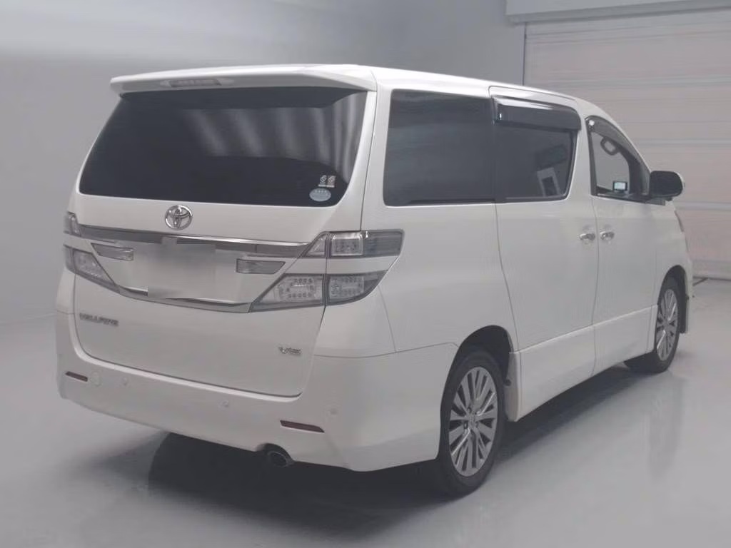TOYOTA VELLFIRE
