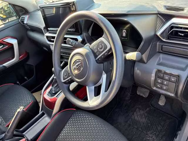 DAIHATSU ROCKY